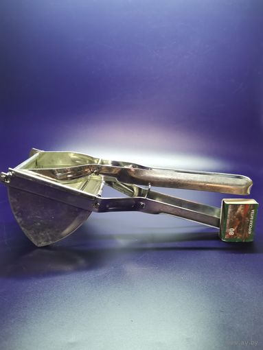 Соковыжималка ручная.