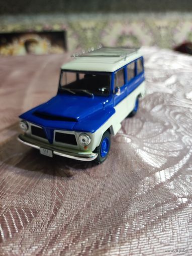 WILLYS RURAL 1:43