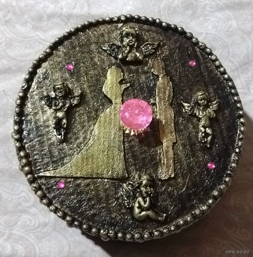 Шкатулка в коллекцию с рубля