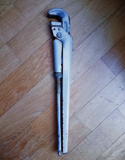 Ключ разводной газовый трубный рычажный СССР