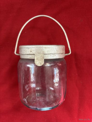 Банка стеклянная с крышкой и ручкой,СССР,до 1970 г