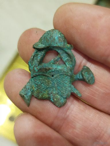 Кокарда знак?касска,ружье,дудка,с рубля