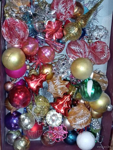 Ёлочная игрушки . 20 штук одним лотом на выбор .