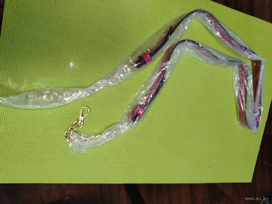 Шлейка к женской сумочке бардовая