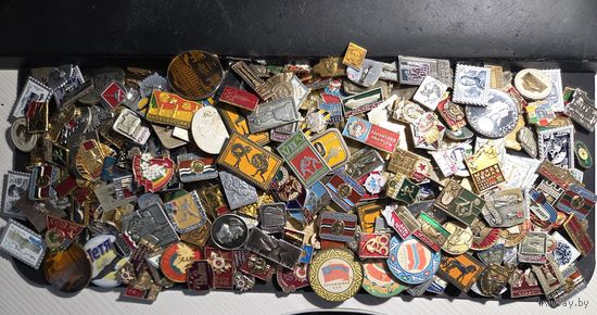 Значки СССР 330 штук