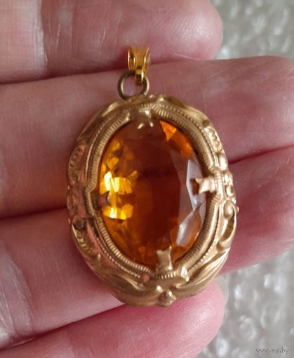 Винтажный кулон. Чехословакия.