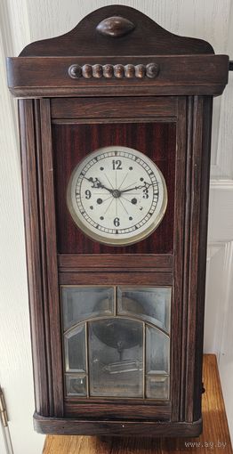 Часы настенные, Европа