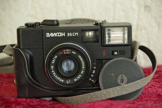 Фотоаппарат  "  Эликон  35 СМ "   рабочий