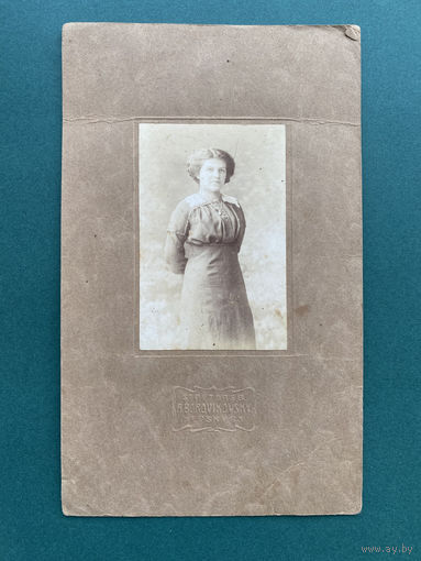 Фото кабинетное 1913, девушка. СПб.