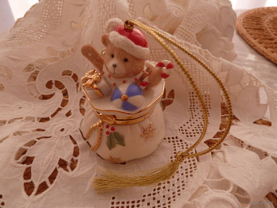 LENOX Ёлочный орнамент-шкатулка Фарфор "Рождественский Мешок"