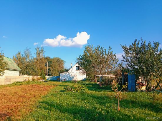 Дом в 3 км от горнолыжного курорта Силичи. 2015 года постройки.  Участок 10 соток в частной собственности.