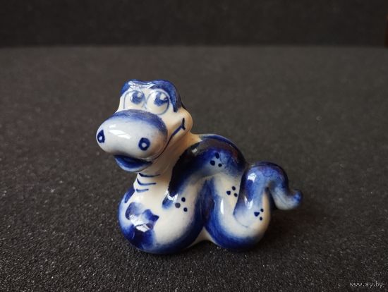 Статуэтка фарфоровая Змея Удав, Гжель
