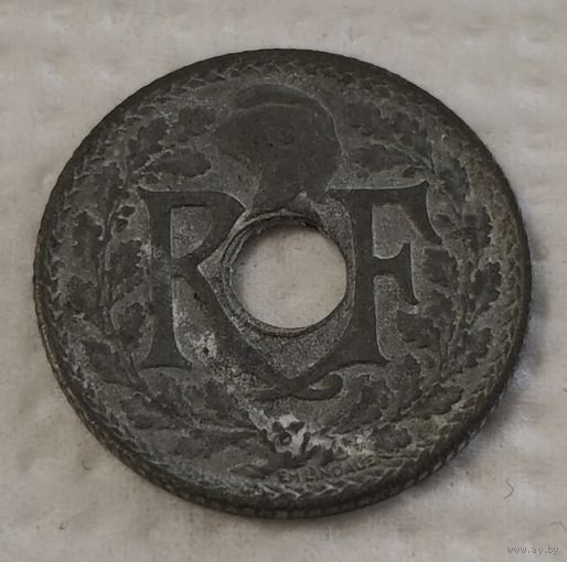 Франция 10 сантимов, 1941 Подчеркивание под MES, точки до и после 1941 (14-18-34)