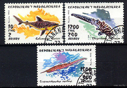 1993 Мадагаскар. Акулы