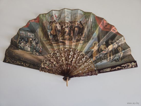 Декоративный испанский двустронний веер конца прошлого века с ручной росписью на одной стороне