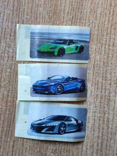 Наклейки авто AUTO от жвачки (не турбо) немного обрезан край наклейки