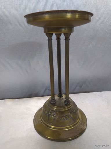 Подсвечник