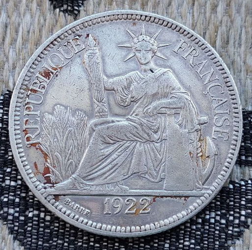 Французский Индо-Китай 1 пиастр 1922 года. Герб. Серебро! Индокитай. Сторгуй за свою цену, предложи обмен!
