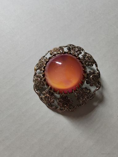 Брошь винтажная. Купольная. Торги с рубля.
