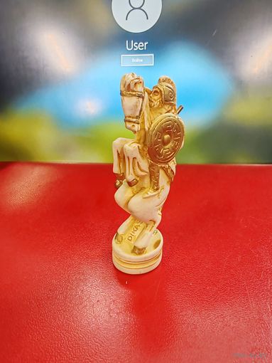 Шахматная фигурка (Конь) "DIKAS" из кости. СМОТРИТЕ ДР. МОИ ЛОТЫ.