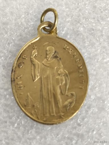 Католический образок (Медальон святого Бенедикта).