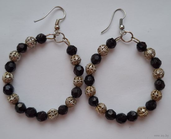 Крупные серьги. Круги. Шарики