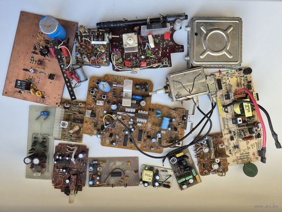 Платы и электронные модули с радиодеталями