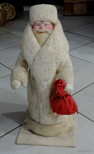 Дед Мороз. Высота 56 см. 1982 г. Луцкий завод Культбытизделий. СССР.