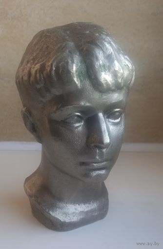 Бюст.С.Есенин.
