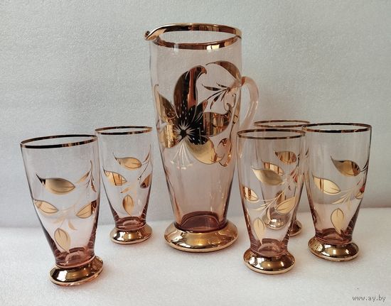 Кувшин золотая Лилия (1,85 литра) и 5 стаканов (350 мл). Чехословакия