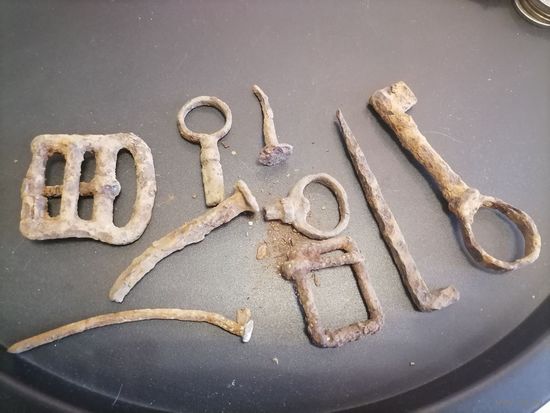 Старые железные предметы