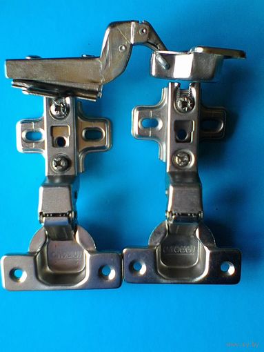 Одиннадцать Мебельных Дверных Петель - Одним Лотом.