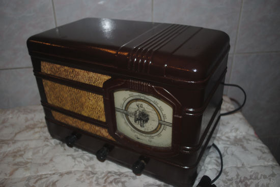 Редкий радиоприемник АРЗ. комплектный.