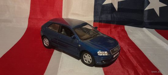 Машинка (модель) Kinsmart Audi A3