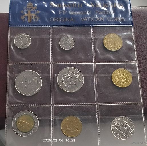 Набор монет Ватикана разных лет в Банковской упаковке (9 штук).