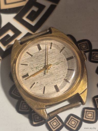 Часы au 10