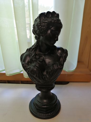 Бюст ЛЕТО клеймо КАСЛИ 1996 год 29см