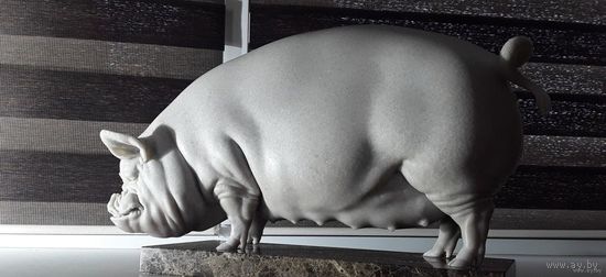 - Статуэтка СВИНОМАТКА Мрамор Вес 25.1 кг 50.5х28х19.5 см выставочный ЭКСКЛЮЗИВ !