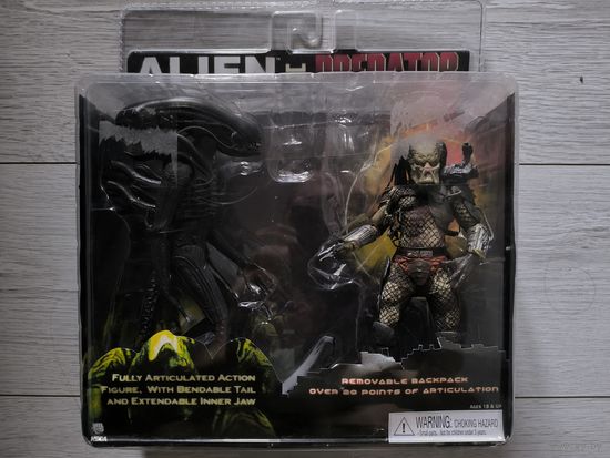 Alien and Predator NECA pack