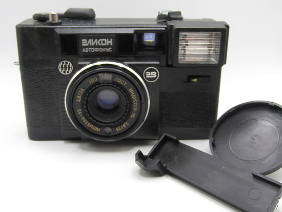 Фотоаппарат "Эликон Автофокус" с объективом "Индустар 95". В оригинальном чехле. СССР.