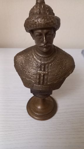 Статуэтка бронза, высота 16см