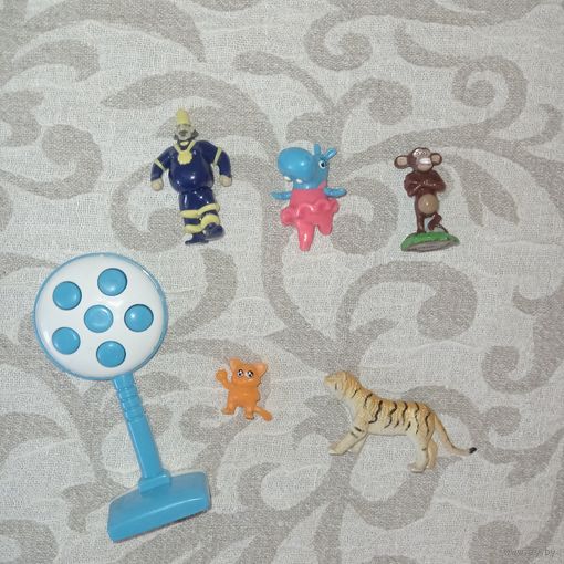 Игрушки из Киндера и другие. Лотом