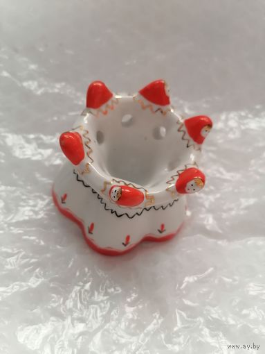 Хоровод. Статуэтка - пашотница. Бронницы.