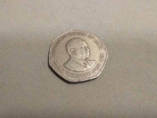 Кения 5 шиллингов, 1985  13