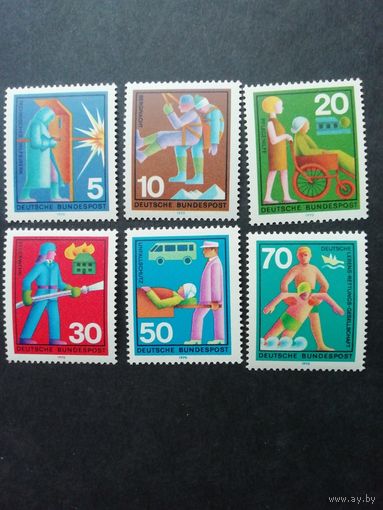ФРГ 1970 Серия из шести марок "Добровольные службы помощи" (чистые**) Мi:629-634 каталог 4.0 евро