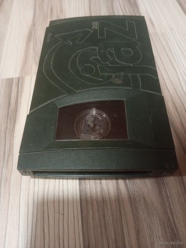 Внешний жесткий диск Iomega Jaz 2 ГБ SCSI V2000S - без кабелей/источника питания