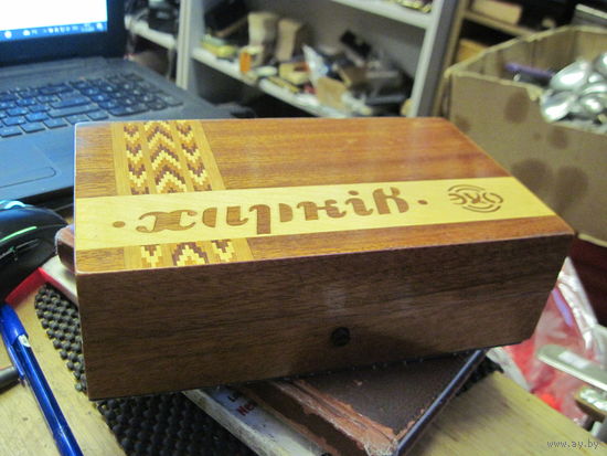 Шкатулка, деревянная коробка от электробритвы.