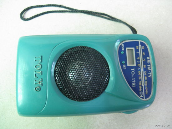 Небольшой радиоприёмник FM