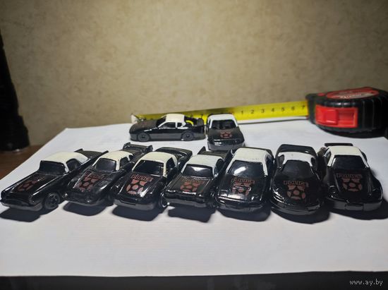 Машинки 9шт. Примерно 1:60