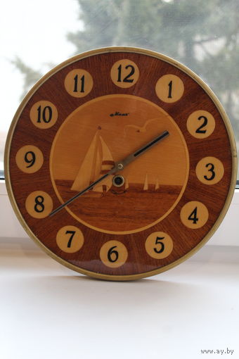 Часы настенные "Маяк-парусная фрегата" маркетри